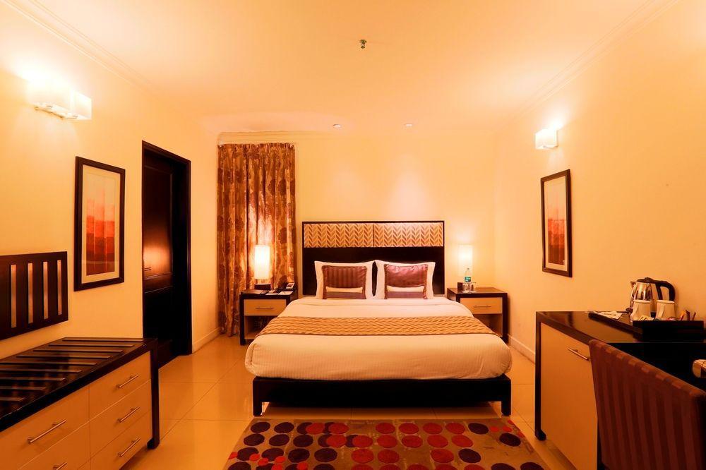The Lallgarh Palace A Heritage Hotel Bikaner Eksteriør bilde