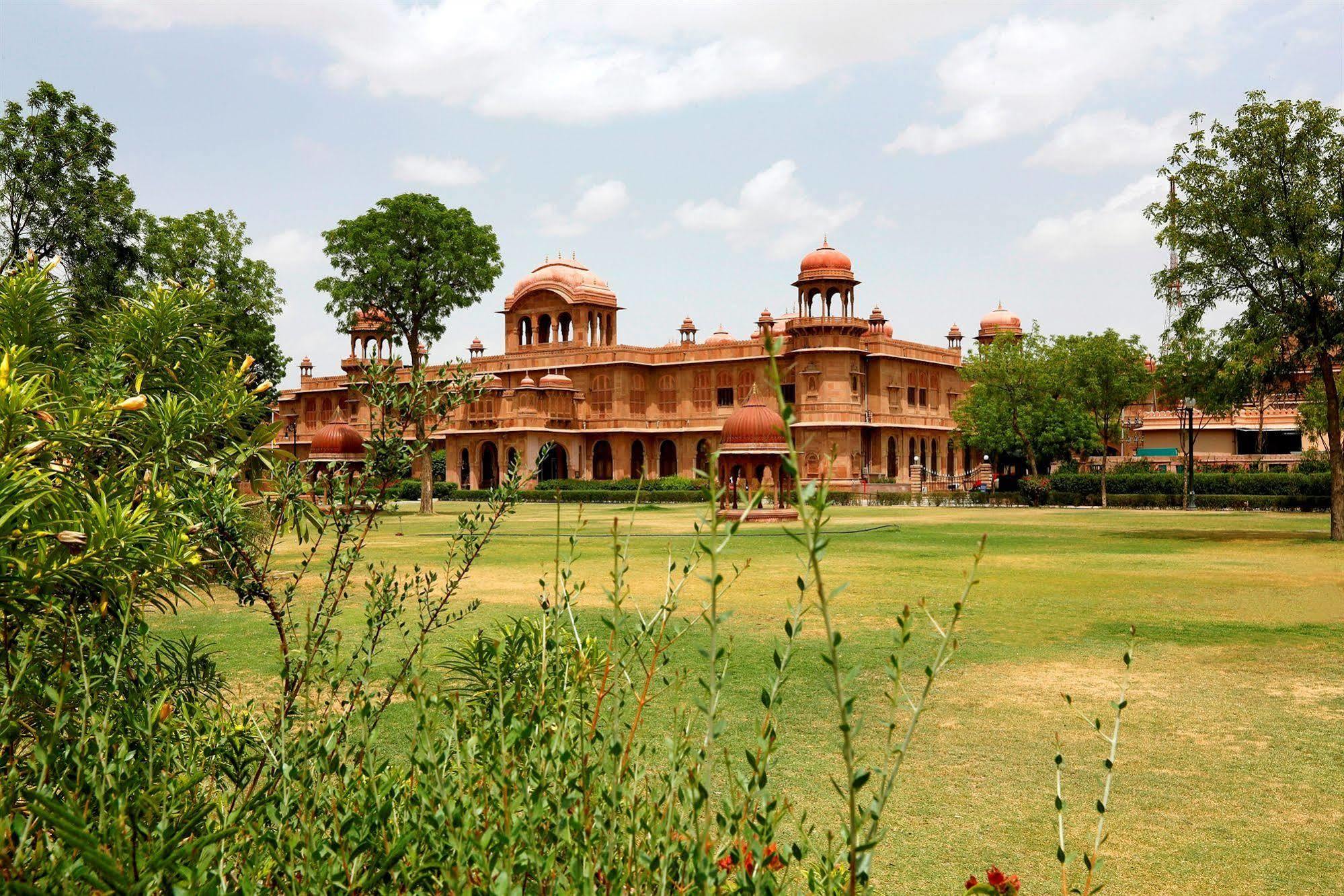 The Lallgarh Palace A Heritage Hotel Bikaner Eksteriør bilde
