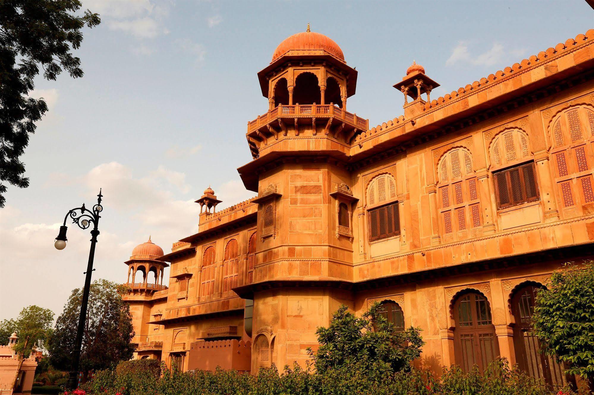 The Lallgarh Palace A Heritage Hotel Bikaner Eksteriør bilde