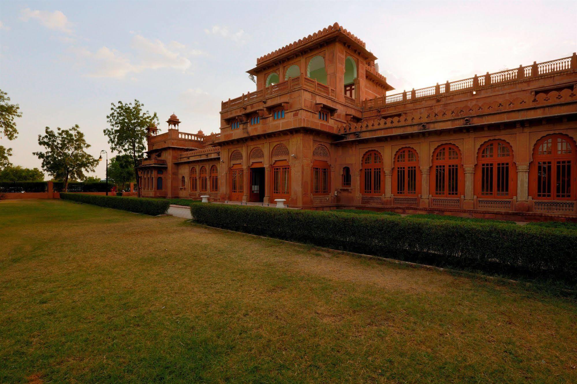 The Lallgarh Palace A Heritage Hotel Bikaner Eksteriør bilde