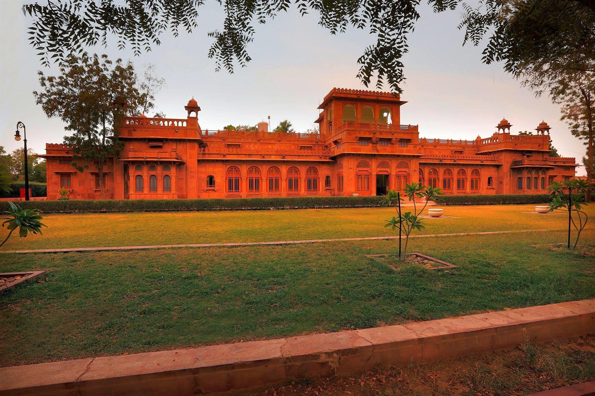 The Lallgarh Palace A Heritage Hotel Bikaner Eksteriør bilde